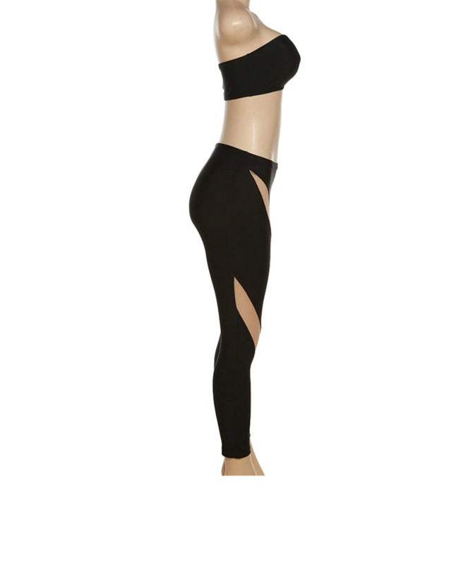 Cut-Out 2pc Set